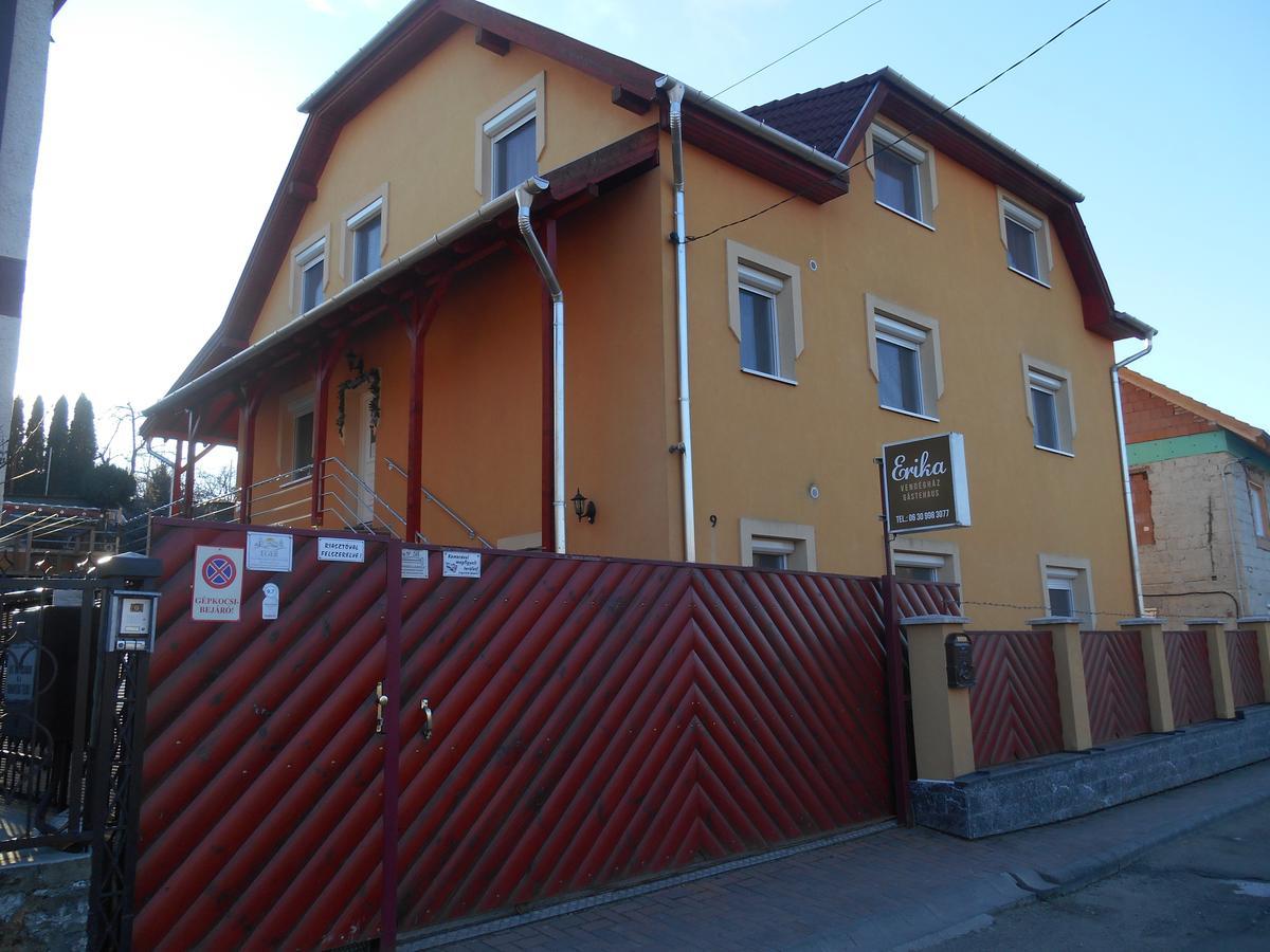 Erika Vendégház Eger Esterno foto